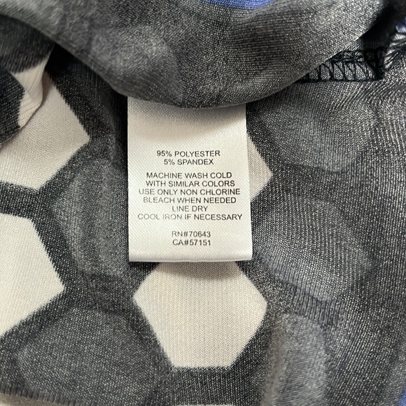 Laura Jeffries Dress - Picture 4 of 4